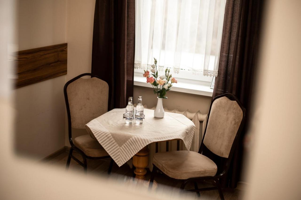 Hotel Huzar Gorzów Wielkopolski Εξωτερικό φωτογραφία