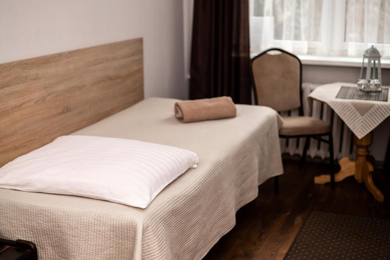 Hotel Huzar Gorzów Wielkopolski Εξωτερικό φωτογραφία