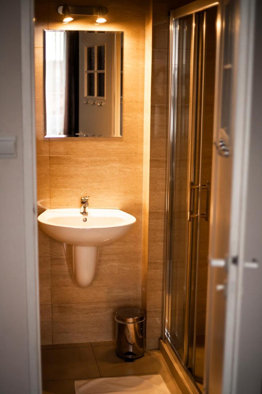 Hotel Huzar Gorzów Wielkopolski Εξωτερικό φωτογραφία